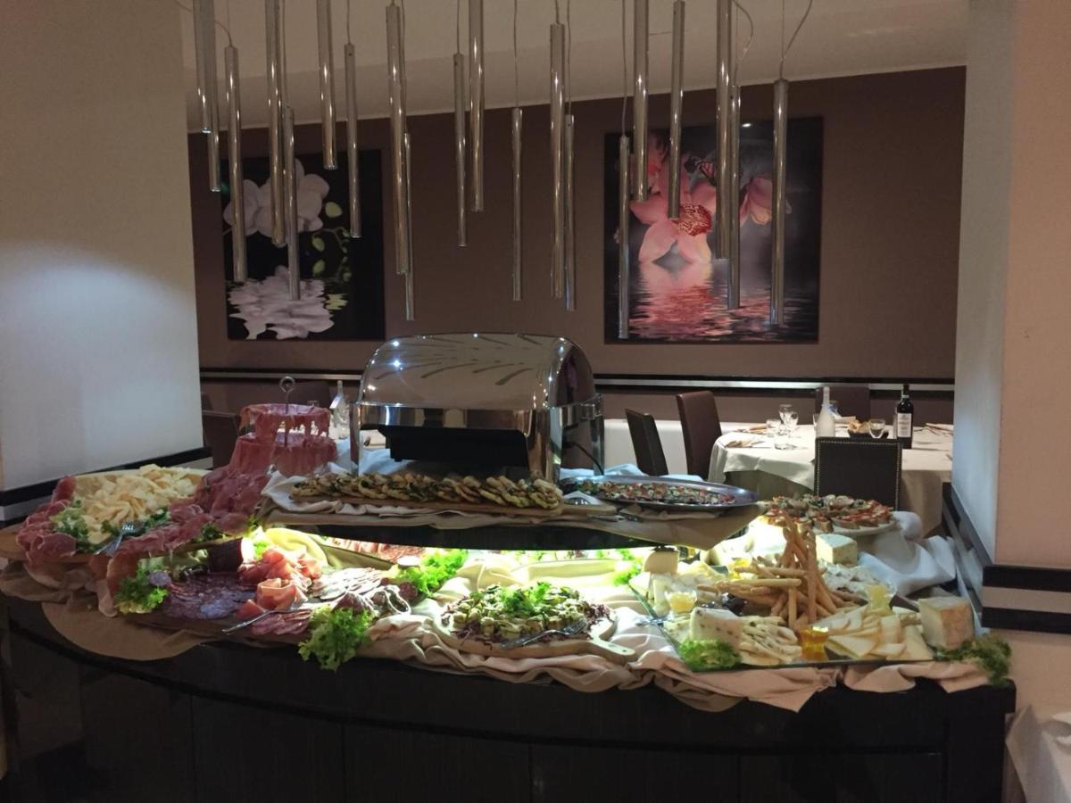 Quality Hotel Green Palace Monterotondo  Kültér fotó