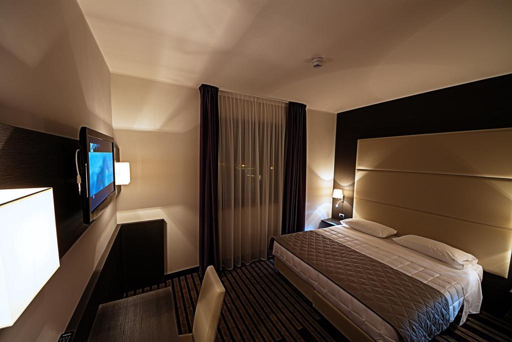 Quality Hotel Green Palace Monterotondo  Kültér fotó